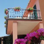 Bed and breakfast Quiet 3*