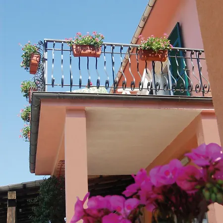 Bed & Breakfast Quiet 3*